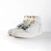 cordones Cookie beige de Sweetlaces en un par de Nike Air Jordan 1 High