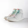 Lacci verde sfumato Mint Lover di Sweetlaces su un paio di Nike Air Jordan 1 Highs