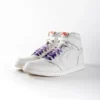 Cordones degradados Purple Rain de Sweetlaces en unas Nike Air Jordan 1 High