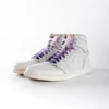 lacets de couleurs dégradés Violet de la marque Sweetlaces sur une paire de Nike Air Jordan 1 High